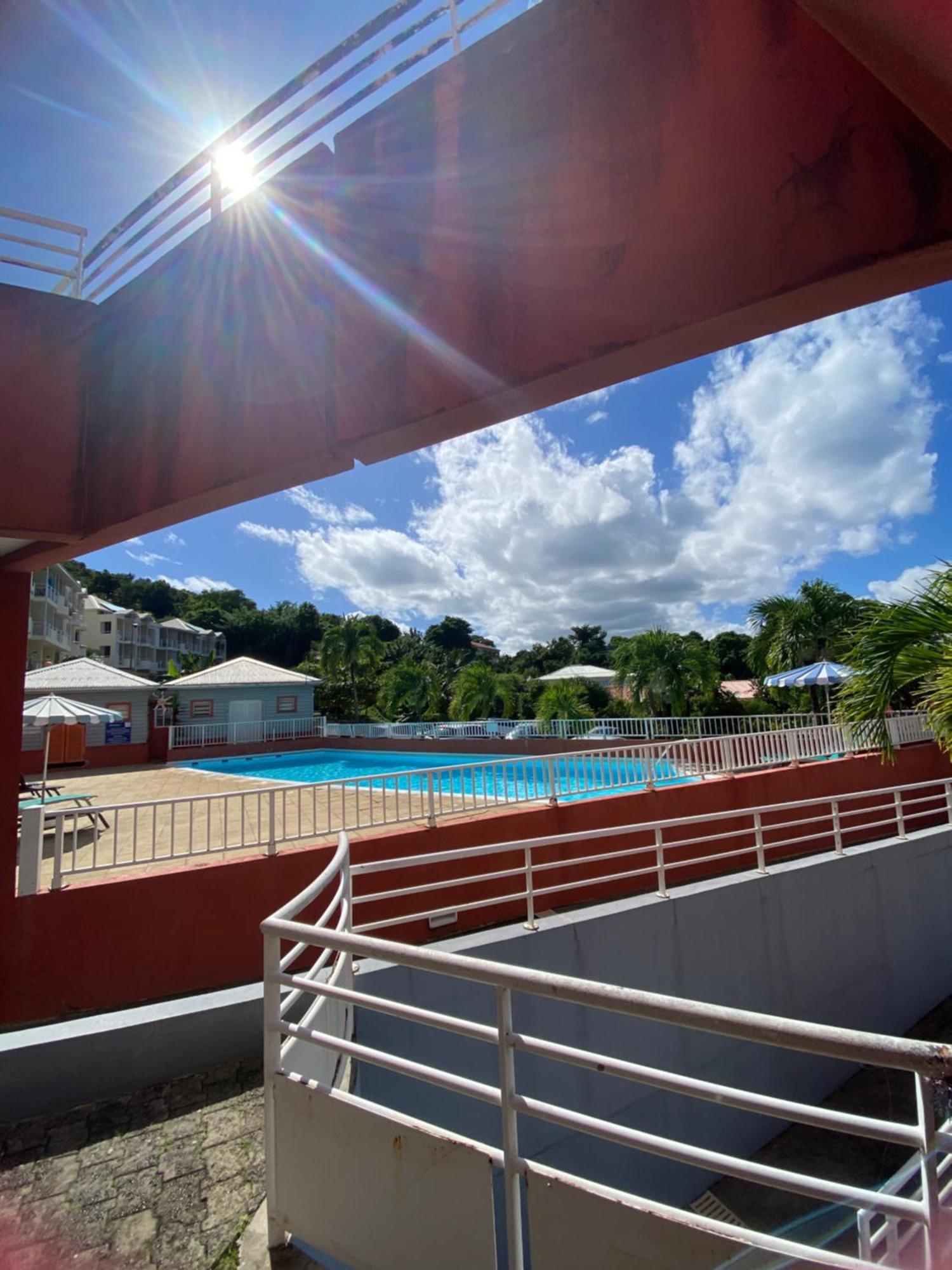 Studio Au Soleil Levant, Avec Piscine Ла-Трініте Екстер'єр фото